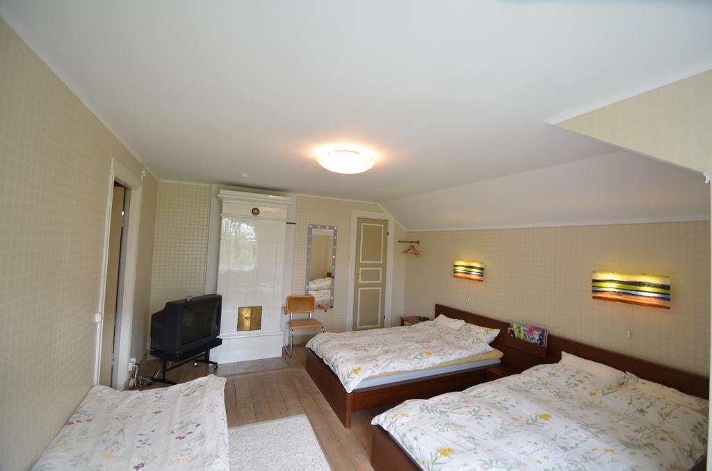 Broby Gard Hotel Marsta Exterior photo